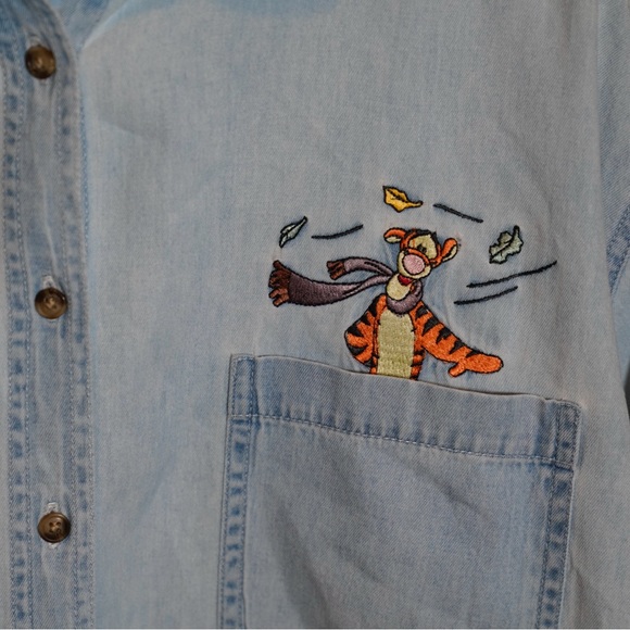 Vintage Disney Pooh Button down - Picture 3 of 4